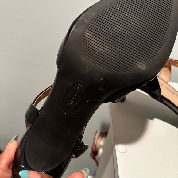 Anne Klein Women's Black Strappy Heels - Picture 7 of 7